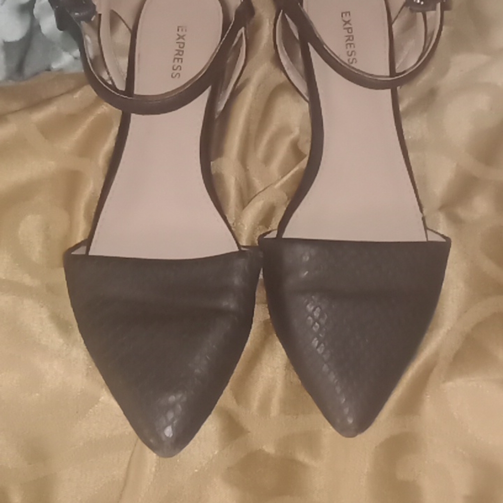 Express flats